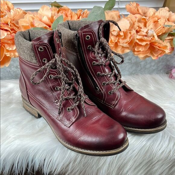Taos Cutie Boots in Deep Red Size 10 - Picture 2 of 13